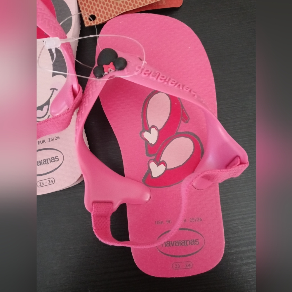 Havaianas Mickey Mouse Slippers - Picture 3 of 5